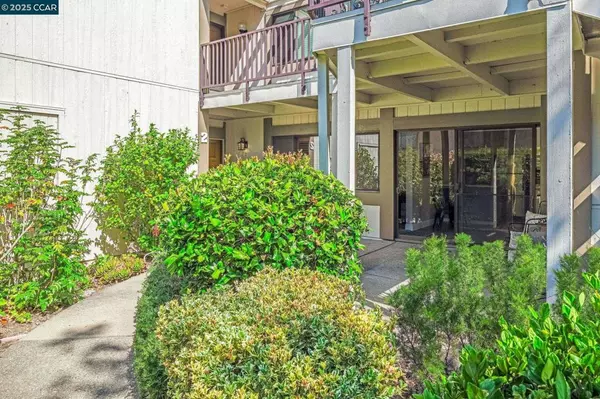 Walnut Creek, CA 94595,3430 Rossmoor Pkwy #2