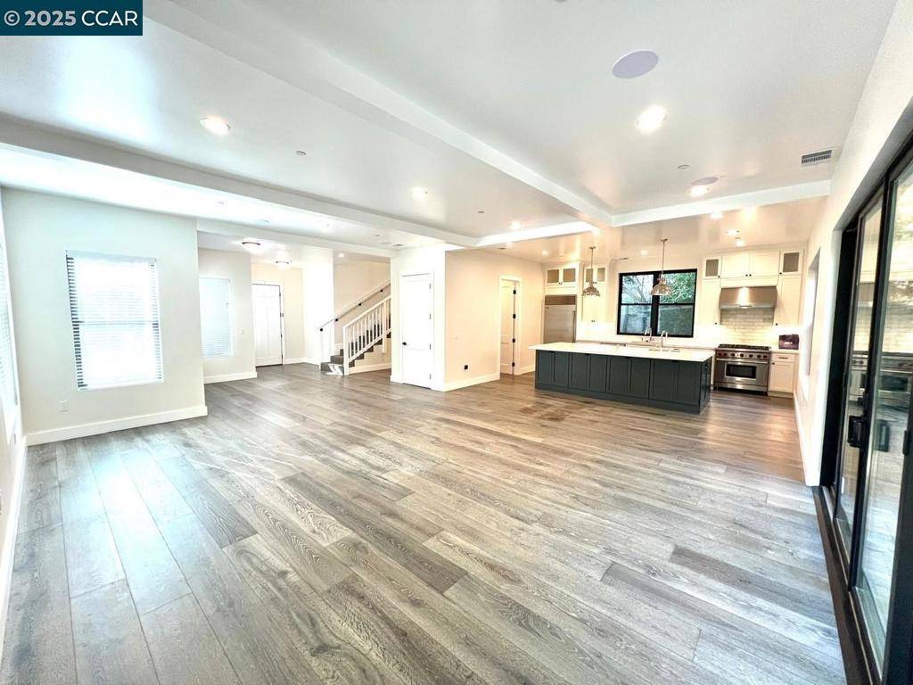 Orinda, CA 94563,6 Linda Vista