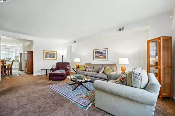 Oakland, CA 94603,1586 Tucker St #52