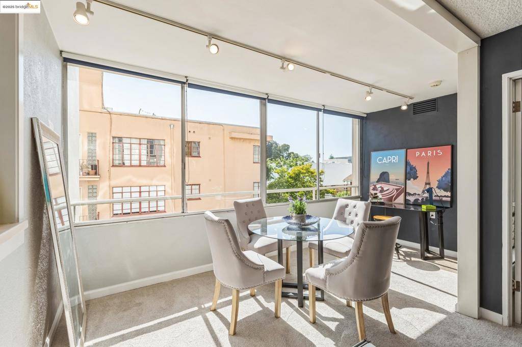 Berkeley, CA 94704,2550 dana #2F