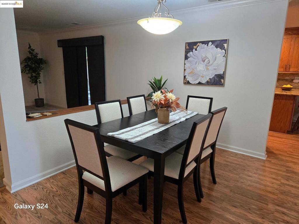 Stockton, CA 95209,1006 Shadow Creek Dr