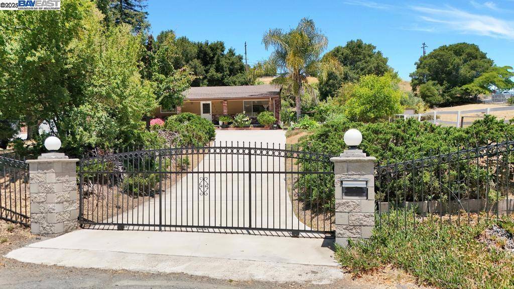 Castro Valley, CA 94552,6312 Paloverde Rd