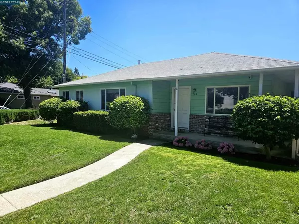 Lafayette, CA 94595,884 Juanita Dr