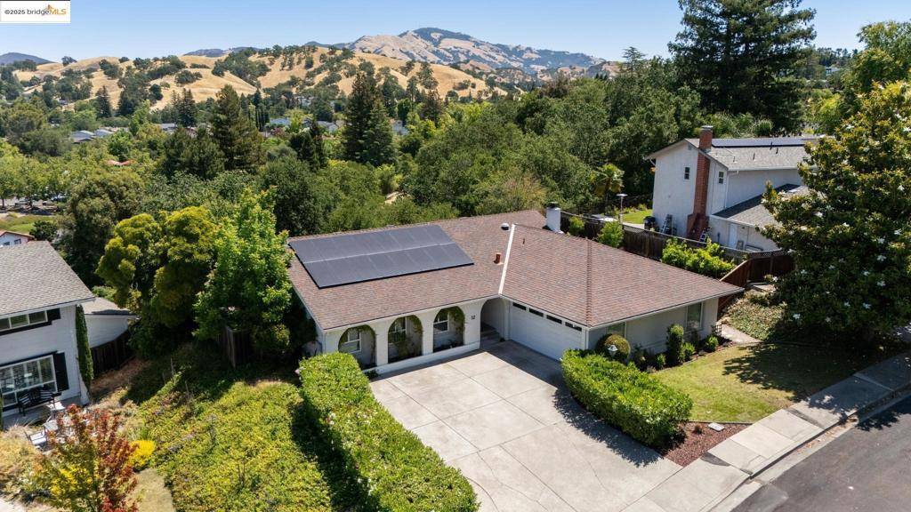 Walnut Creek, CA 94596,32 Pacer Pl.