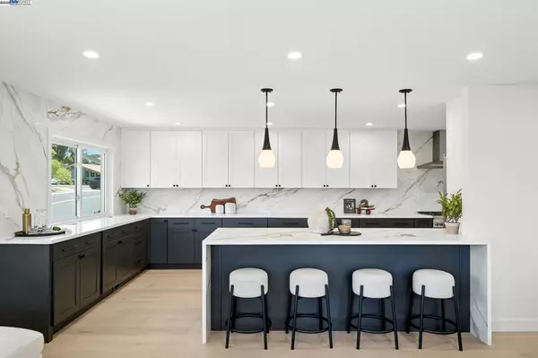 Pleasanton, CA 94566,4253 Mirador Dr