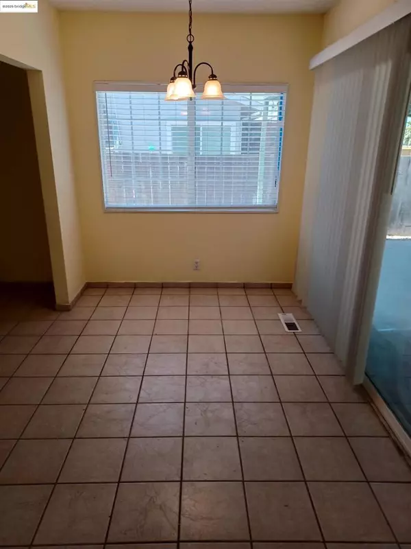 Antioch, CA 94509,3163 S Francisco Way
