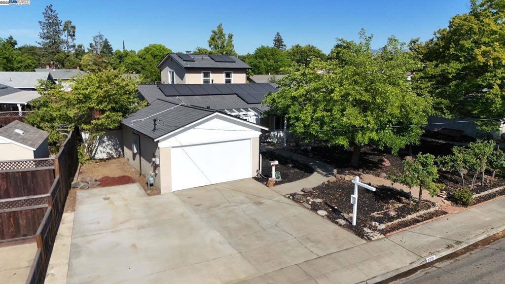 1350 Wagoner Dr, Livermore, CA 94550