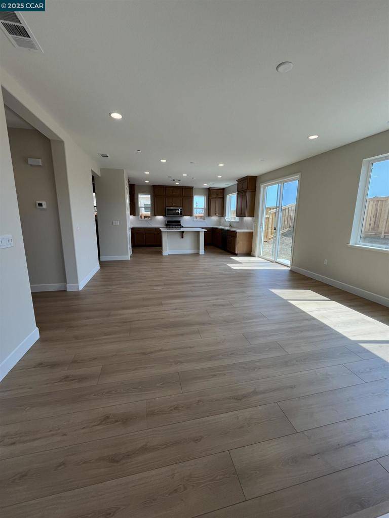 Pittsburg, CA 94565,131 Orchard Way