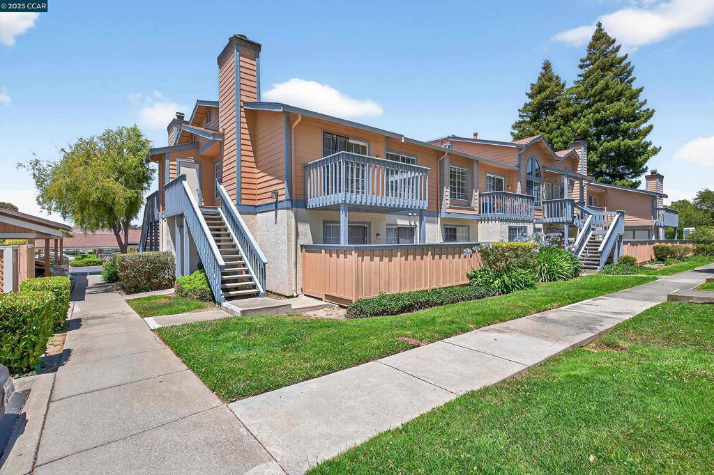 15 Glenwood, Hercules, CA 94547