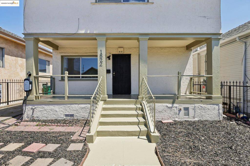 Oakland, CA 94601,1822 40Th Ave