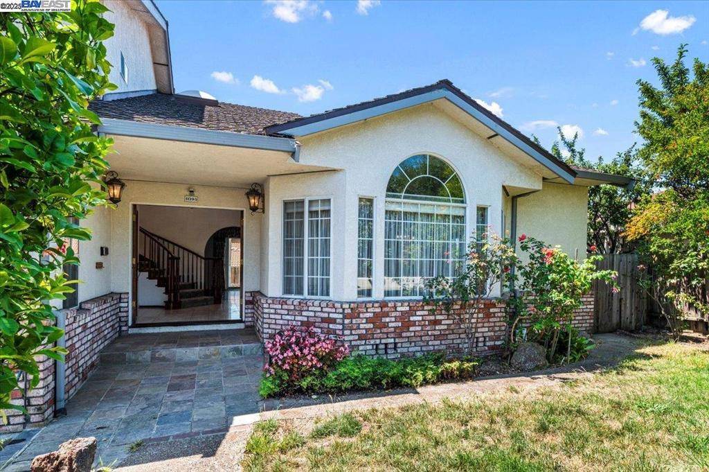4095 Robin Ln, Castro Valley, CA 94546