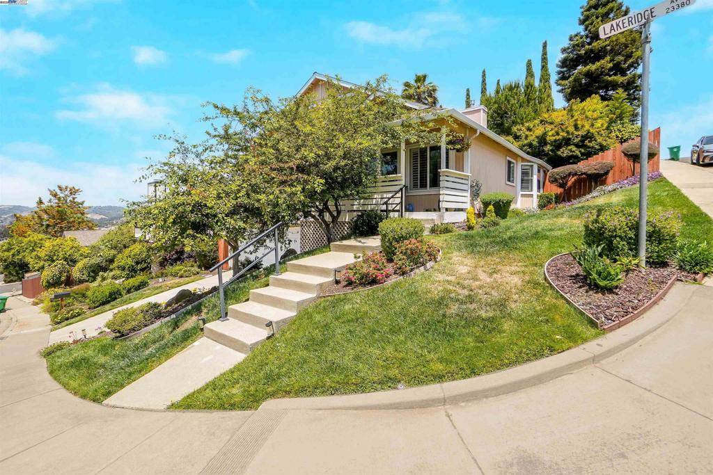 Hayward, CA 94541,23380 Lakeridge Avenue