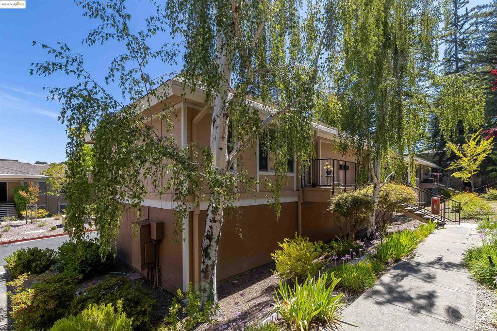1405 Ptarmigan Dr #1, Walnut Creek, CA 94595