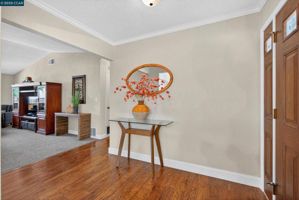 Concord, CA 94521,1827 Leo Ln