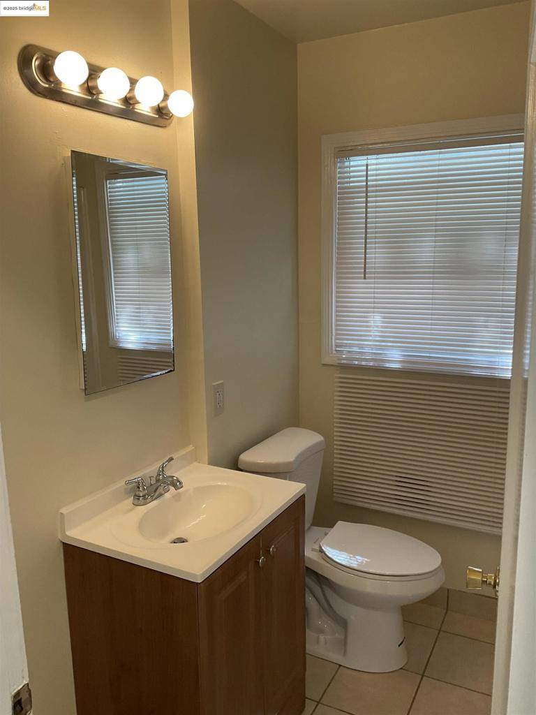 Richmond, CA 94805,508 Mc Laughlin St.