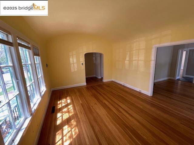 Oakland, CA 94605,5732 Morse Dr.