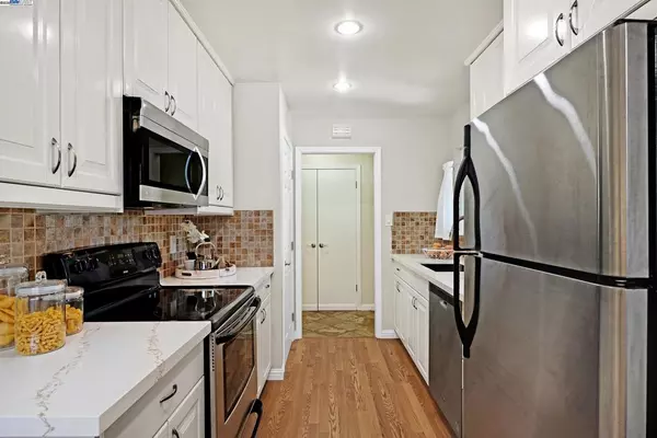 Newark, CA 94560,36560 Lakewood Dr