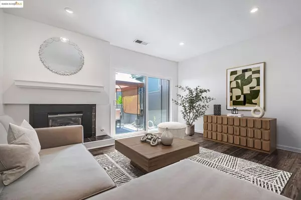 Hayward, CA 94541,18018 Sahara Rd