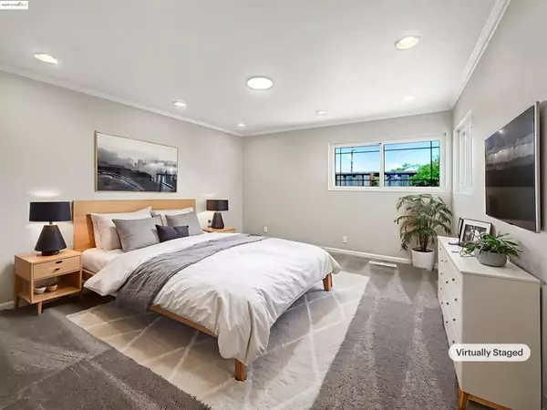 Pinole, CA 94564,2572 Alice Way