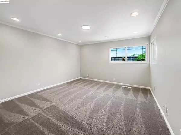 Pinole, CA 94564,2572 Alice Way