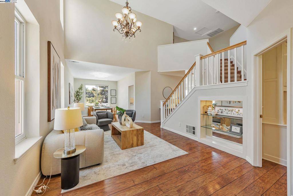 Castro Valley, CA 94552-4881,4069 Pergola CT