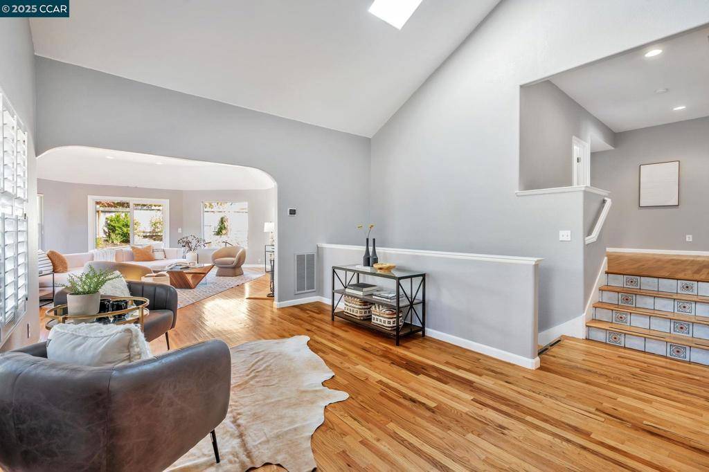 Benicia, CA 94510,300 Saint Augustine Ct
