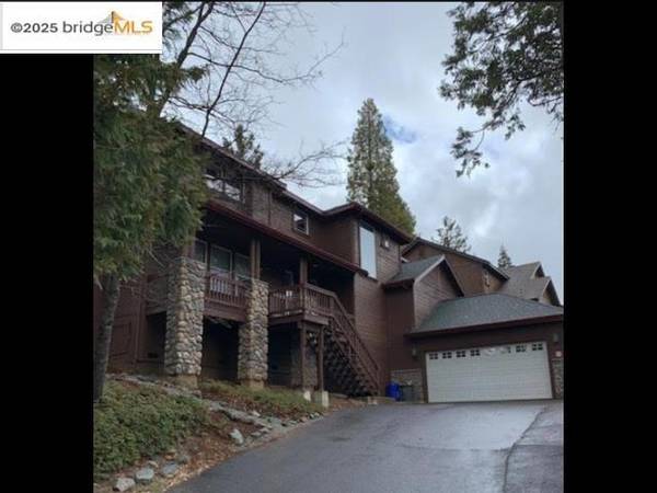 150 Waterwheel Way, Arnold, CA 95223