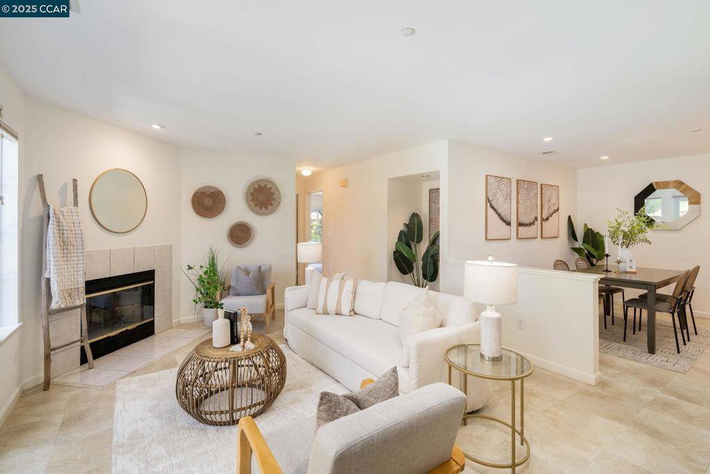 302 Columbia Cir, Benicia, CA 94510