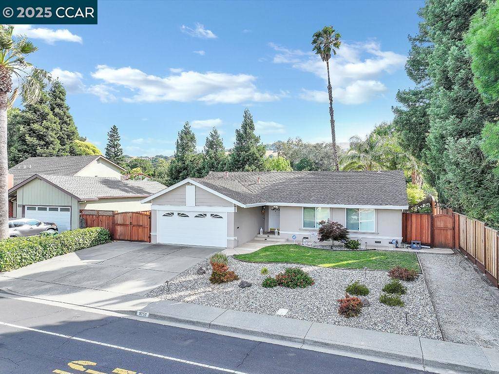 San Ramon, CA 94583,9757 Davona Dr