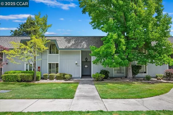 Walnut Creek, CA 94595,1429 Skycrest Dr #3