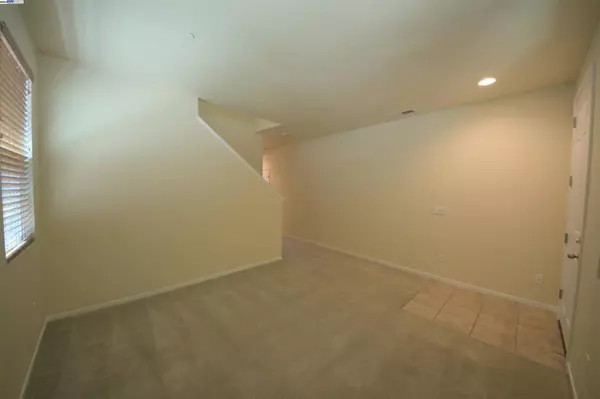 Vacaville, CA 95688,549 Chaparral Loop