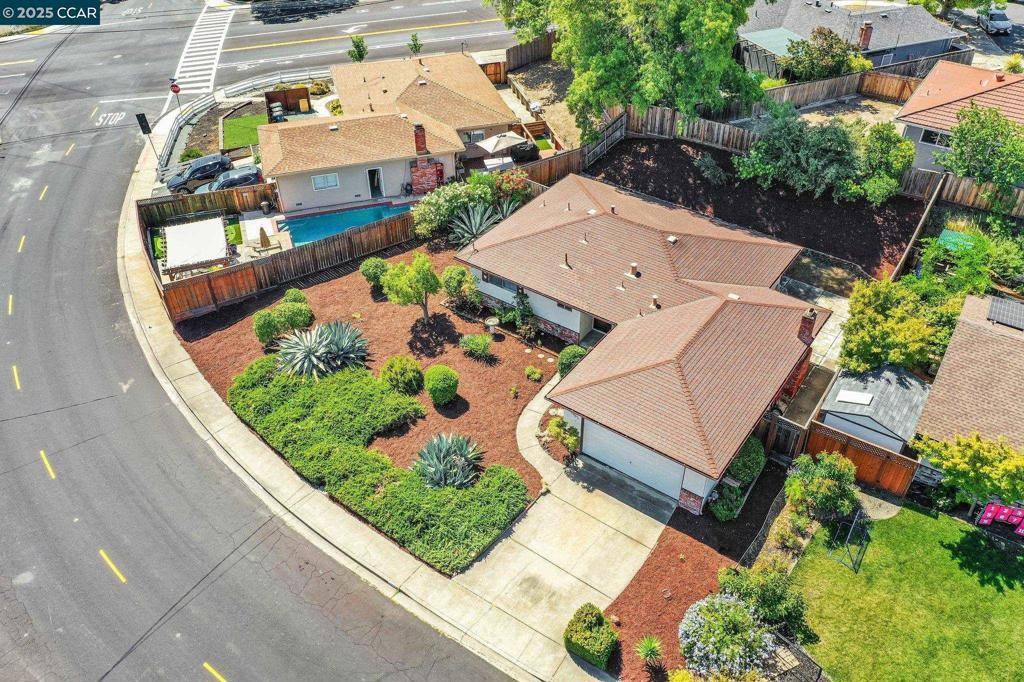 Martinez, CA 94553,1150 Rolling Hill Way