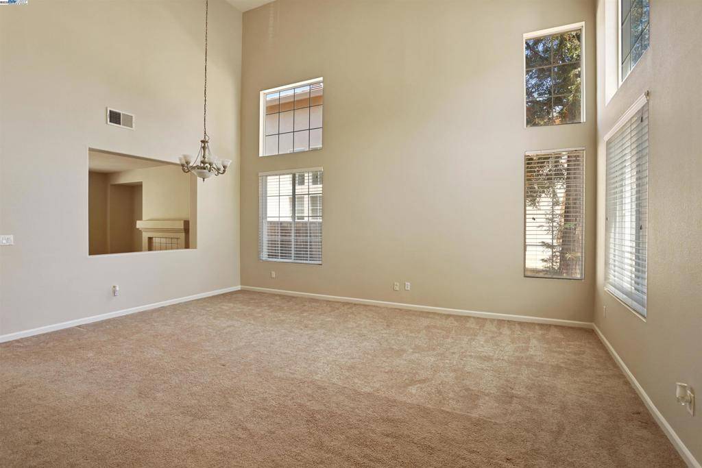 Tracy, CA 95376-6727,1841 Oregano Way
