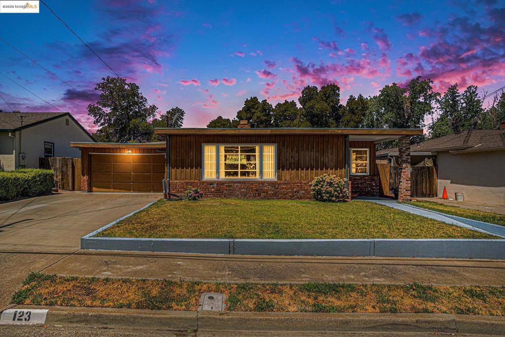 123 Campbell Ave, Antioch, CA 94509