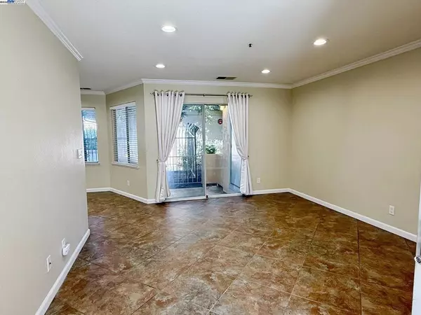 Livermore, CA 94550,342 Chris Cmn #109