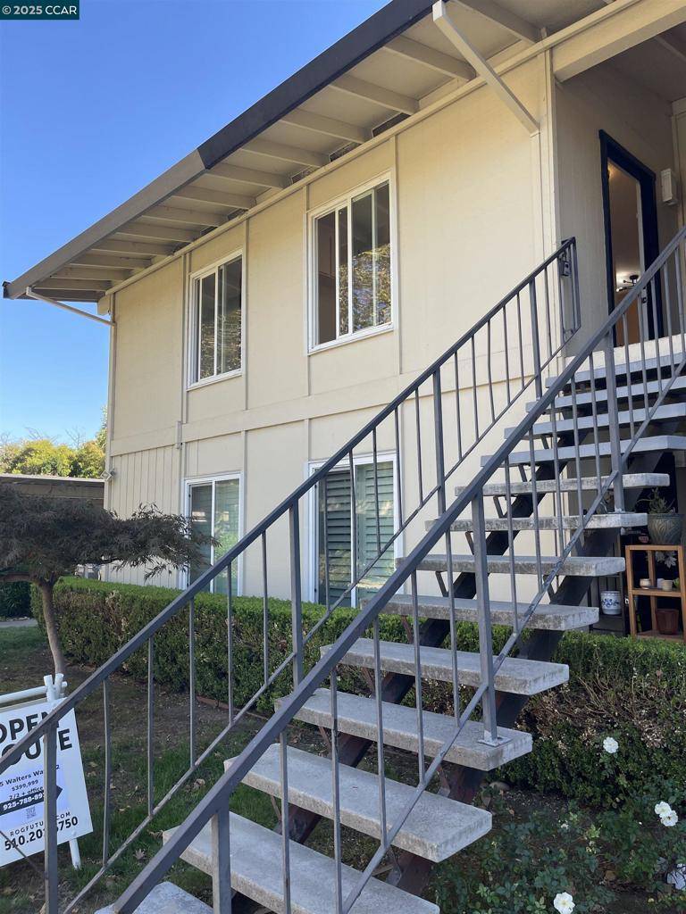 Concord, CA 94520,2525 Walters Way #22