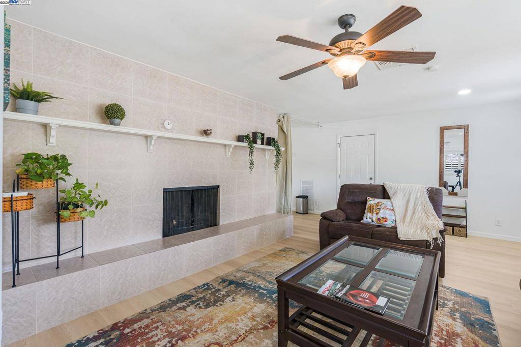 Livermore, CA 94550,548 Sonoma Ave