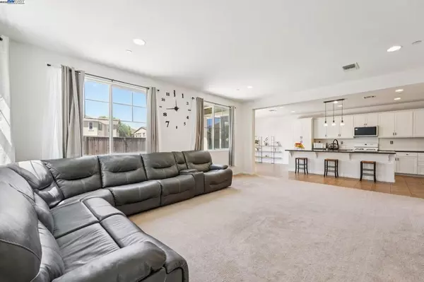 Antioch, CA 94531,4778 Hawkins St