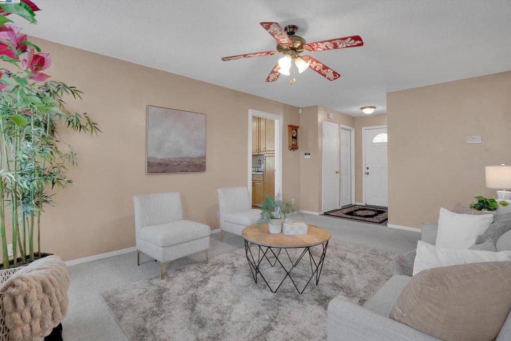 Livermore, CA 94551,5771 Running Hills Ave
