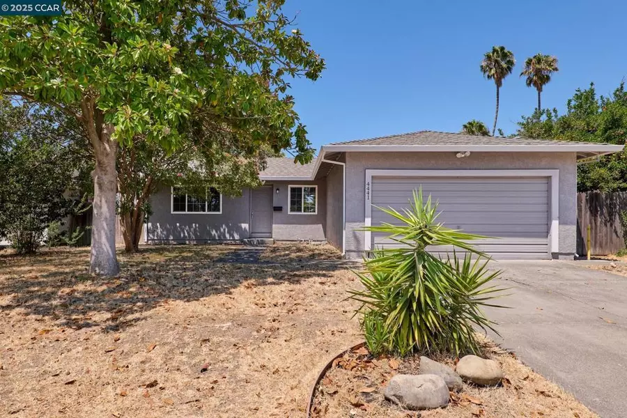 4441 Standrich St, Sacramento, CA 95838