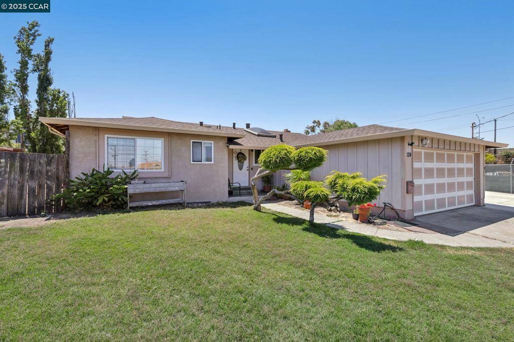 San Pablo, CA 94806,124 Zandra Ct