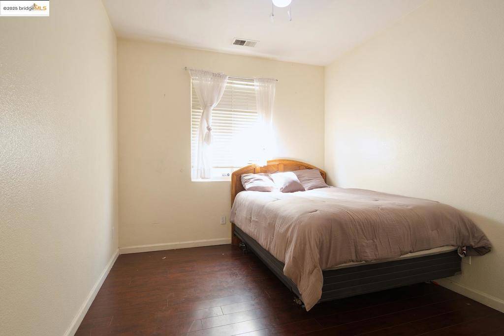 Greenfield, CA 93927,360 Chianti WAY