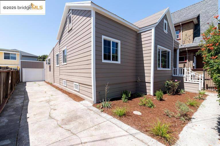 Oakland, CA 94607,1035 24Th St