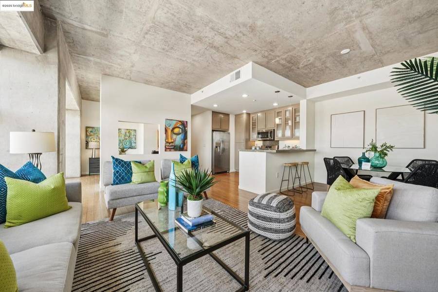 428 Alice St #822, Oakland, CA 94607