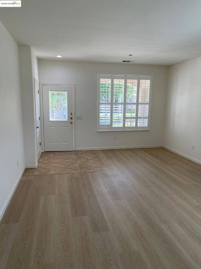 Brentwood, CA 94513,735 Stewart Way