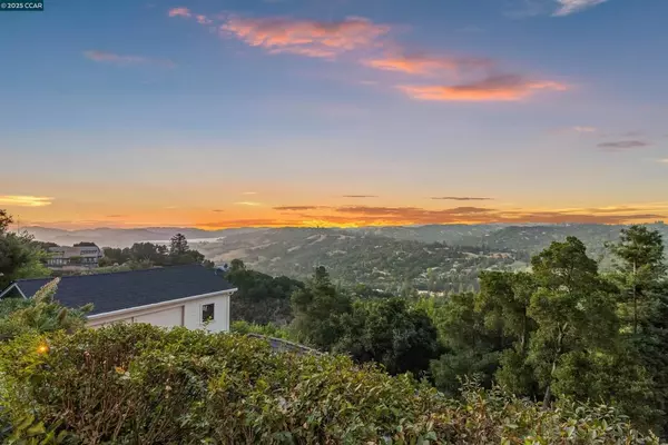 Orinda, CA 94563,85 La Encinal