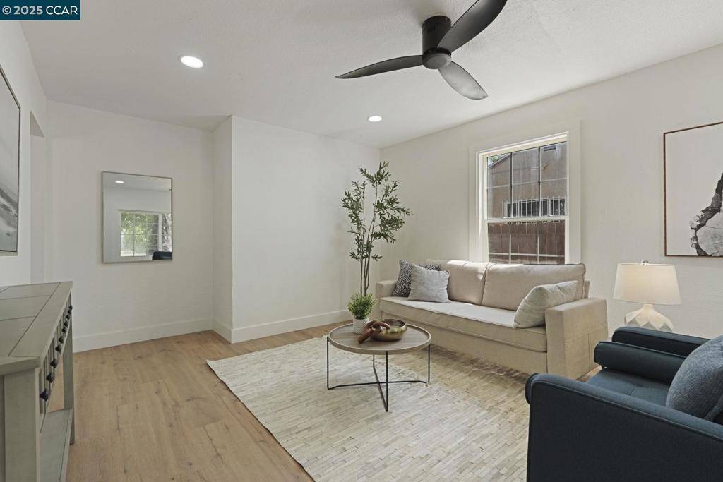 Sacramento, CA 95815-2524,1021 Frienza Avenue