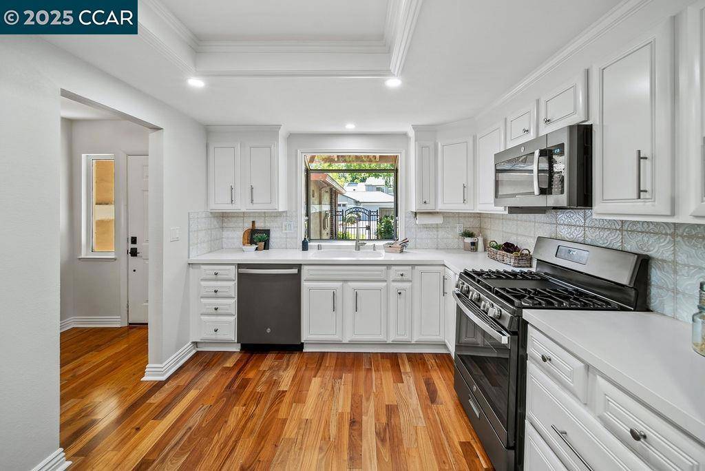 Walnut Creek, CA 94598,672 Savoy Ct