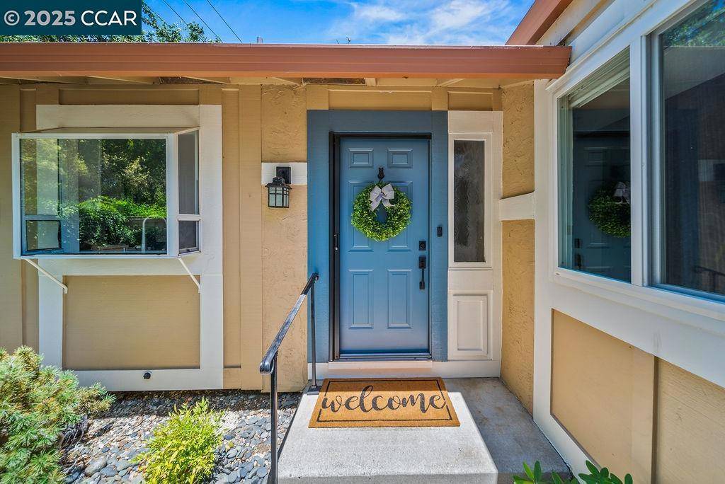 Walnut Creek, CA 94598,672 Savoy Ct