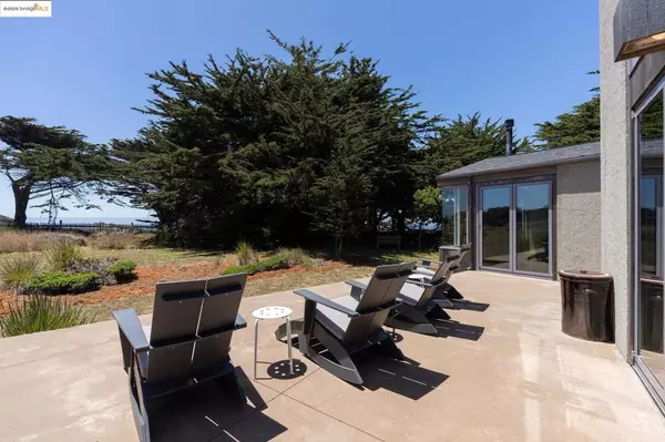 The Sea Ranch, CA 95497,275 Broad Reach